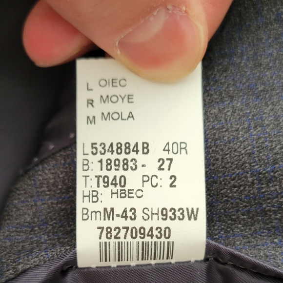 Joseph Abboud Reda Super 110's 2pc suit - Picture 2 of 7